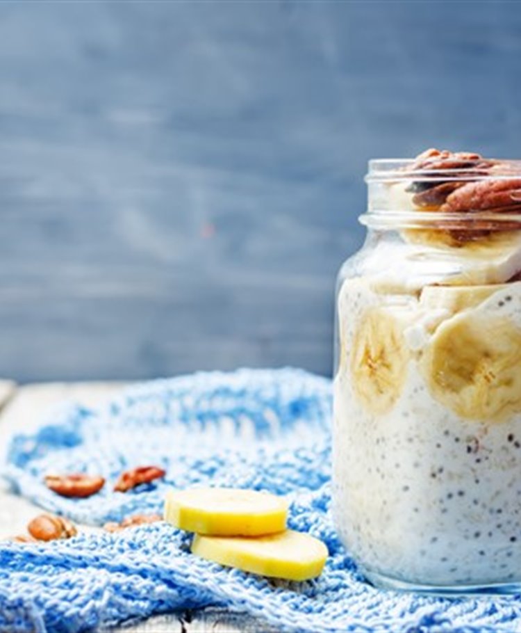 Overnight Oats with Banana and Chia Seeds