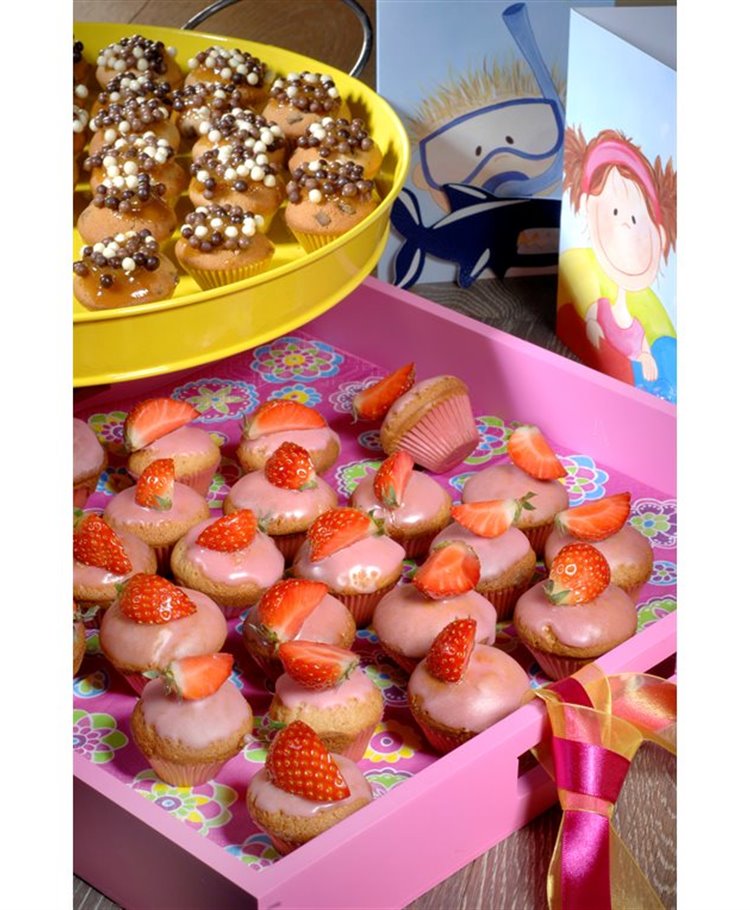 Mini muffins met aardbeien
