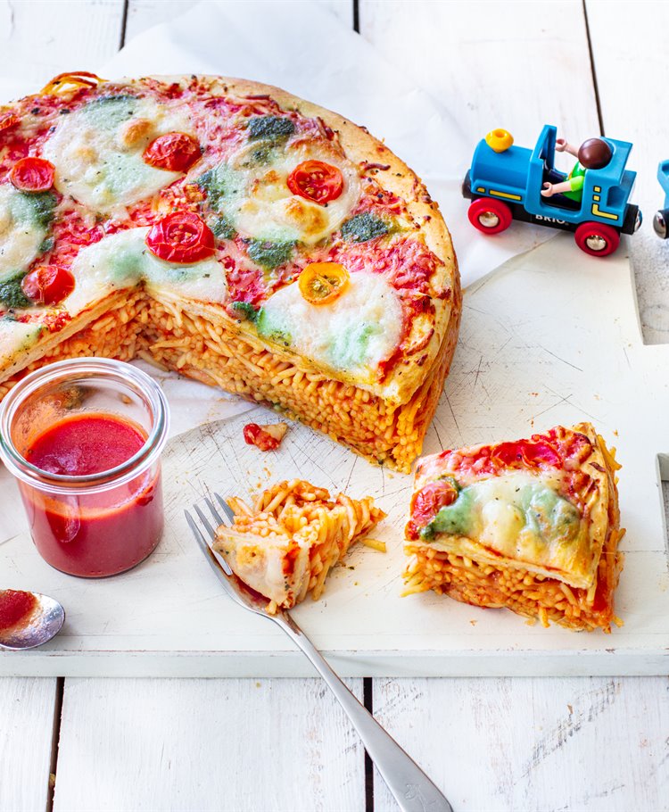Pizza Spaghetti kakku
