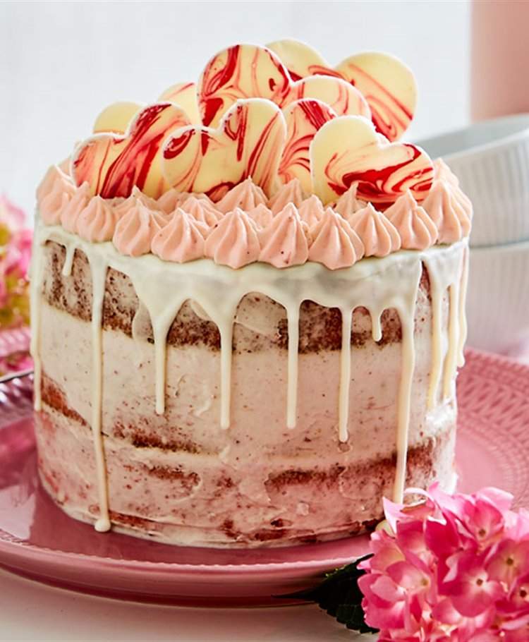 Lagkage til Mors dag: Drip Cake med naked sides | Liv Martine
