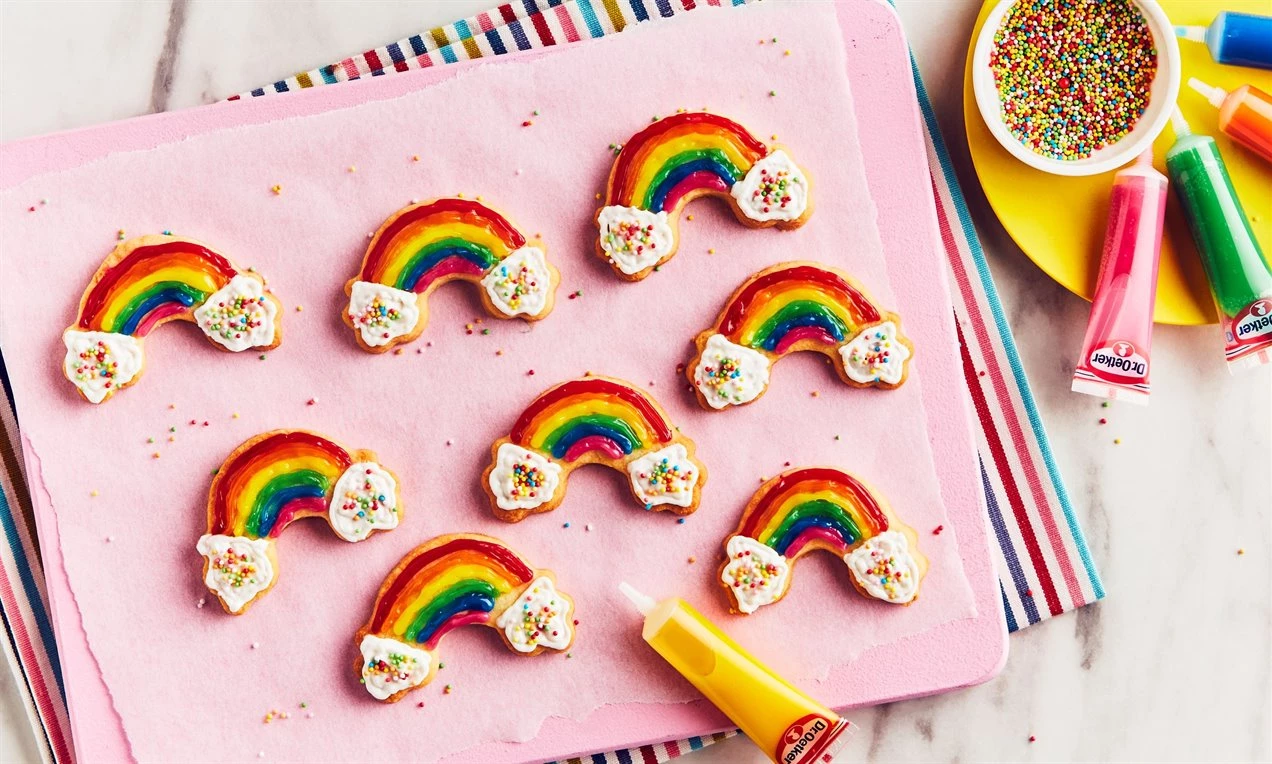 Decorating Icing Rainbow Biscuits