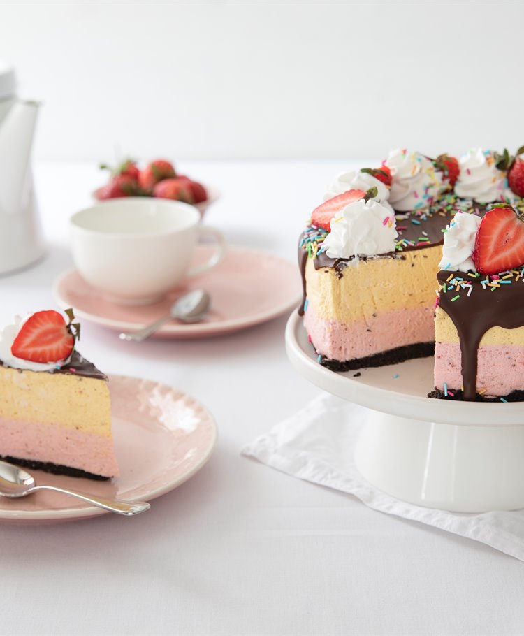 Vegaaninen Banana Split kakku Reseptit Dr. Oetker