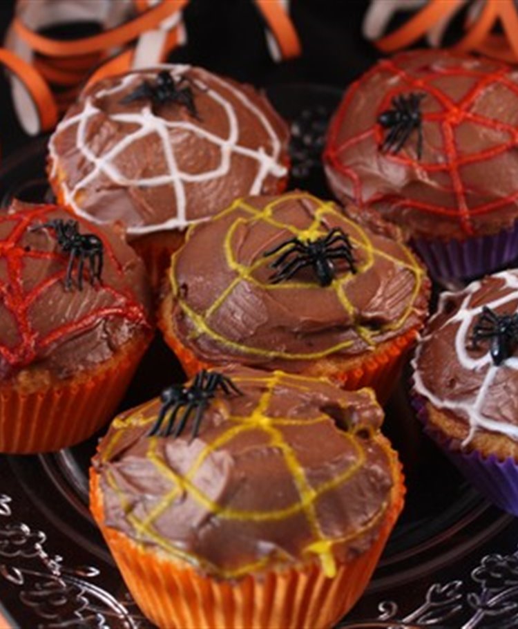 Spindelvev-cupcakes