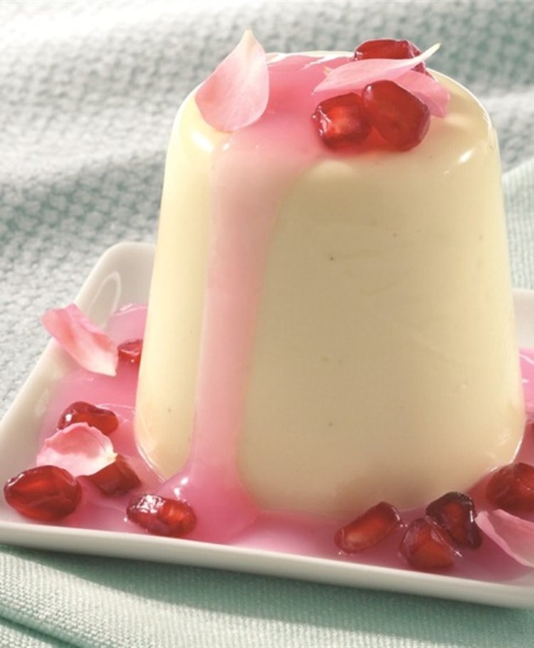 Rose and Vanilla Panna Cotta Recipe Dr. Oetker