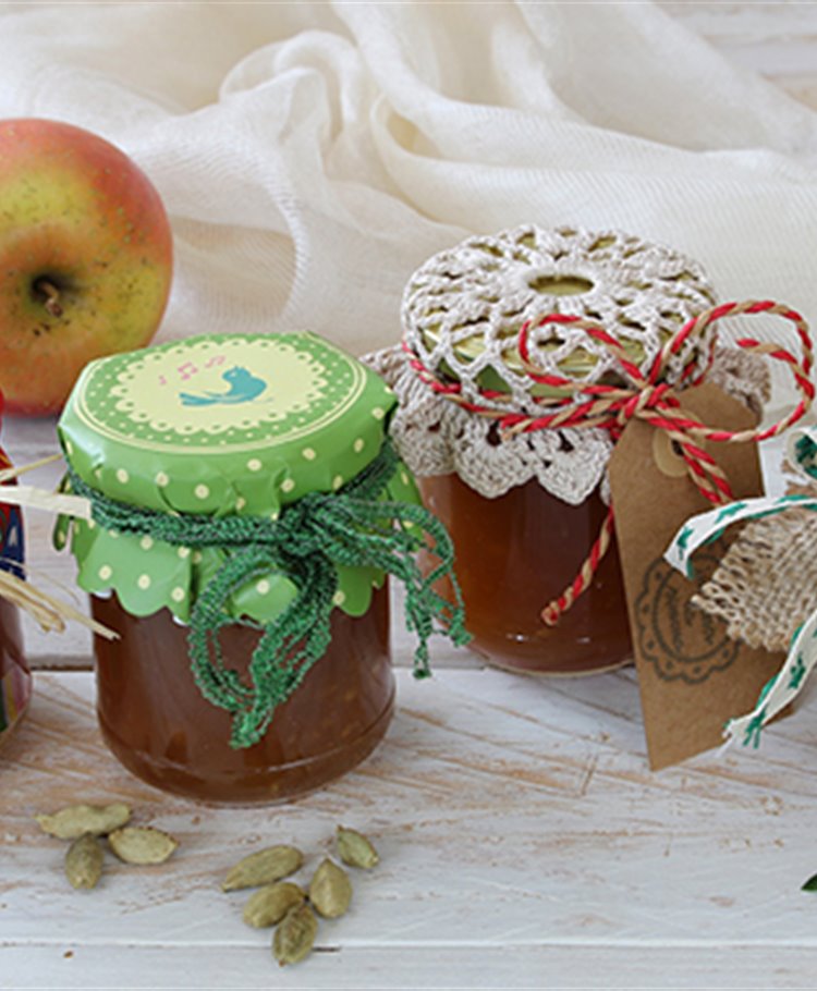 Confettura di mele aromatizzata con cardamomo, zenzero, menta