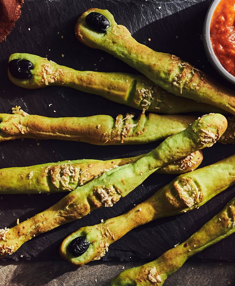 Halloween Witches Finger Bread Sticks Recipe Recipe Dr Oetker