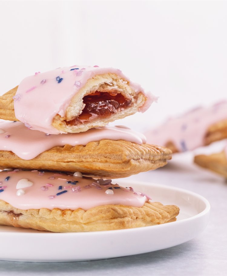 Empanadilla con mermelada de fresas