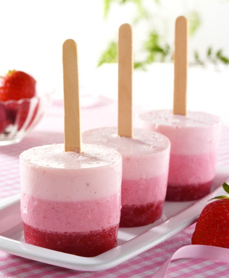 Strawberry Jelly Pops Recipe Dr. Oetker