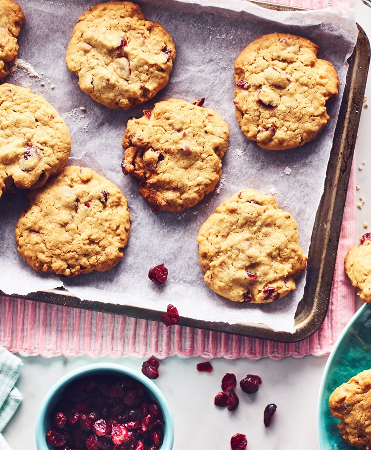 Cranberry and Almond Cookies