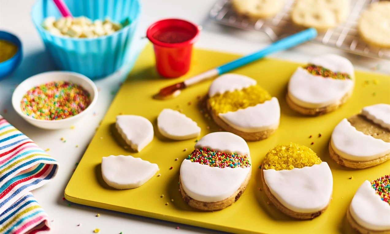 Lemon and White Chocolate Easter Egg Biscuits