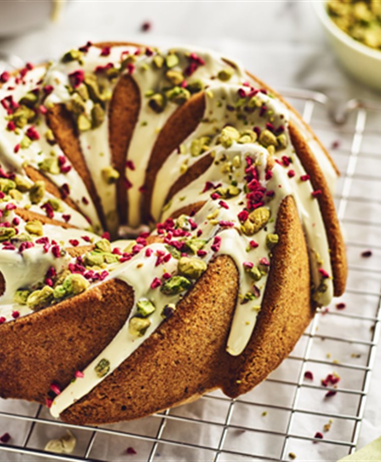 Lemon Pistachio Raspberry Lemon, Pistachio and Raspberry Bundt Cake Recipe | Dr. Oetker