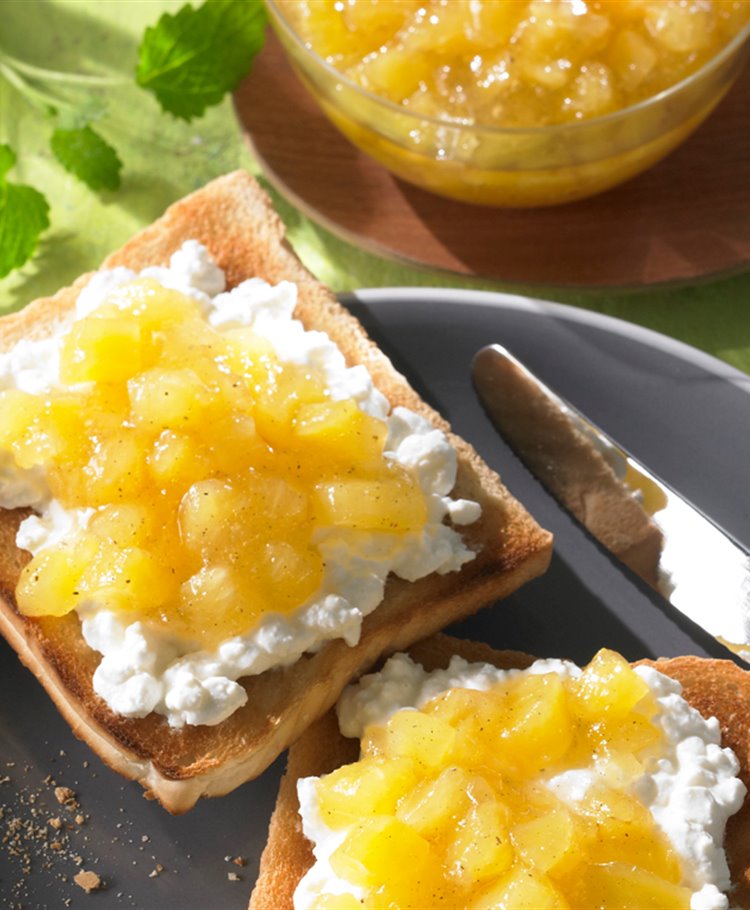 Confiture d'ananas à la vanille allégée en sucre