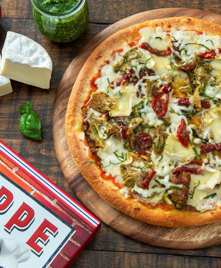 Pesto Chicken and Brie Pizza