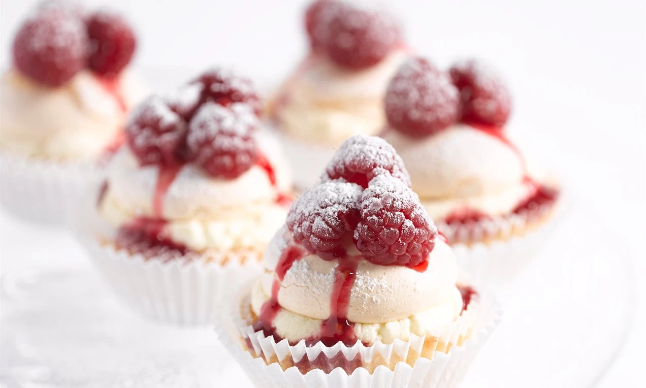 Raspberry Pavlova Cupcakes