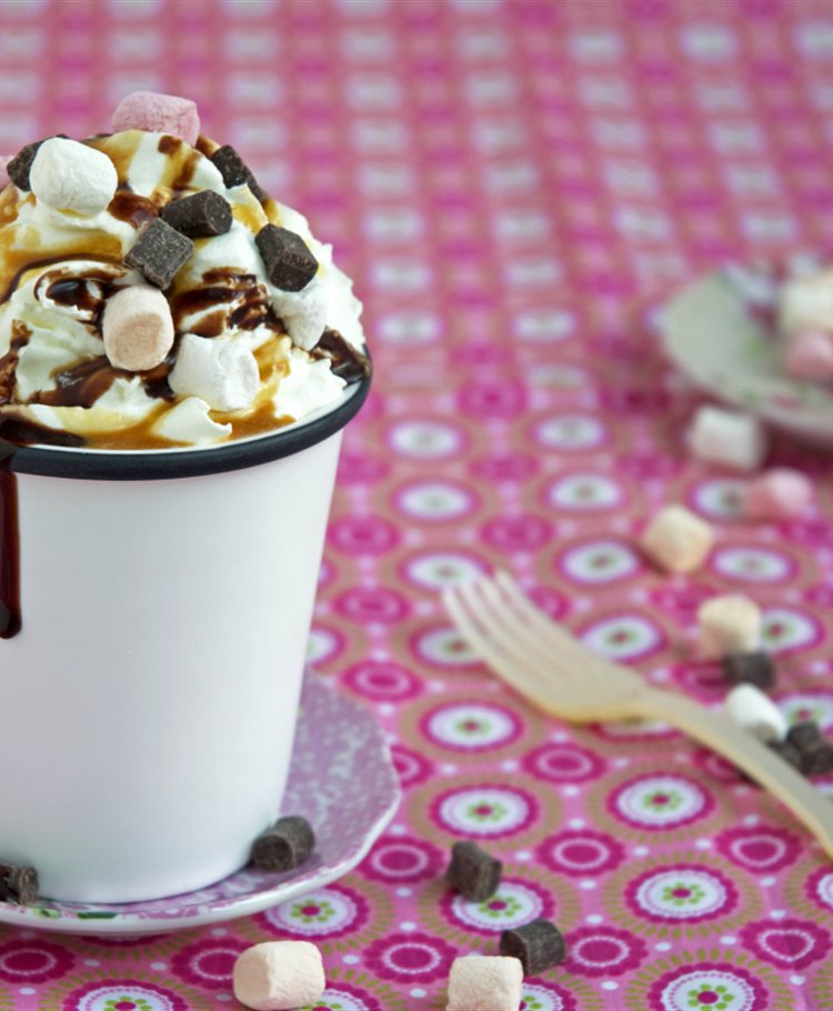 Mug Cake met marshmallows en chocolade