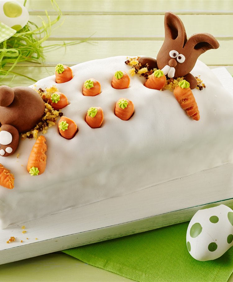 Cake met fondanthaasjes