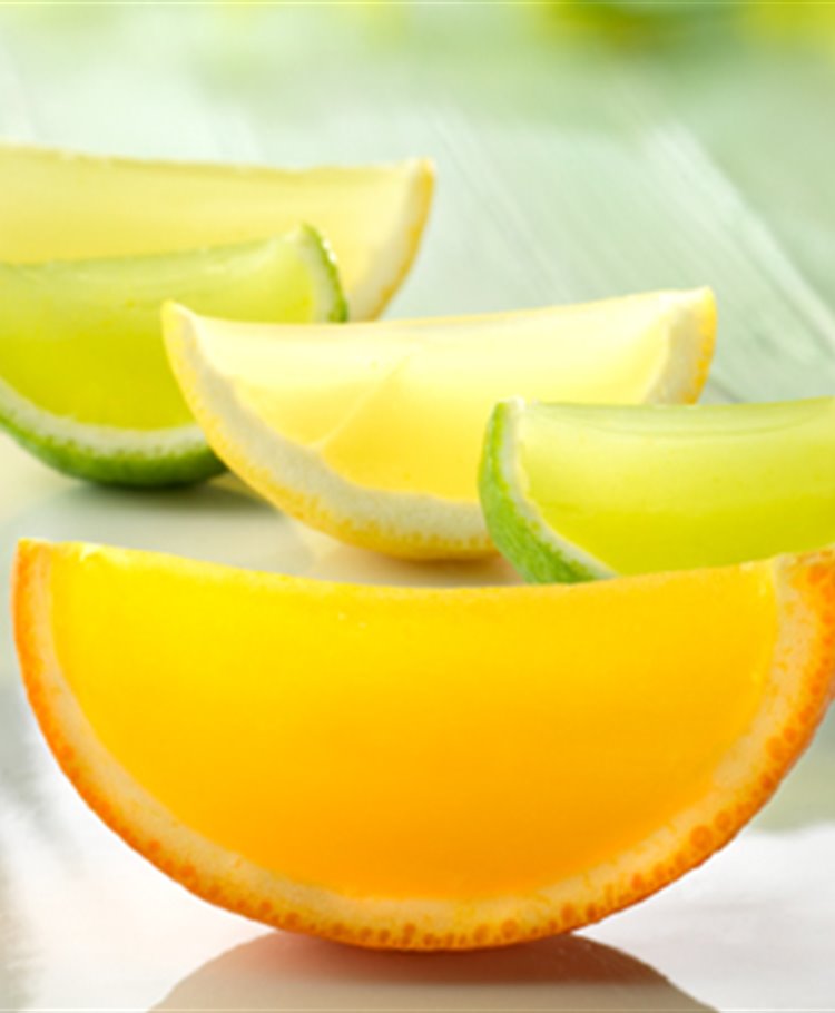 Gajos de gelatina de limón